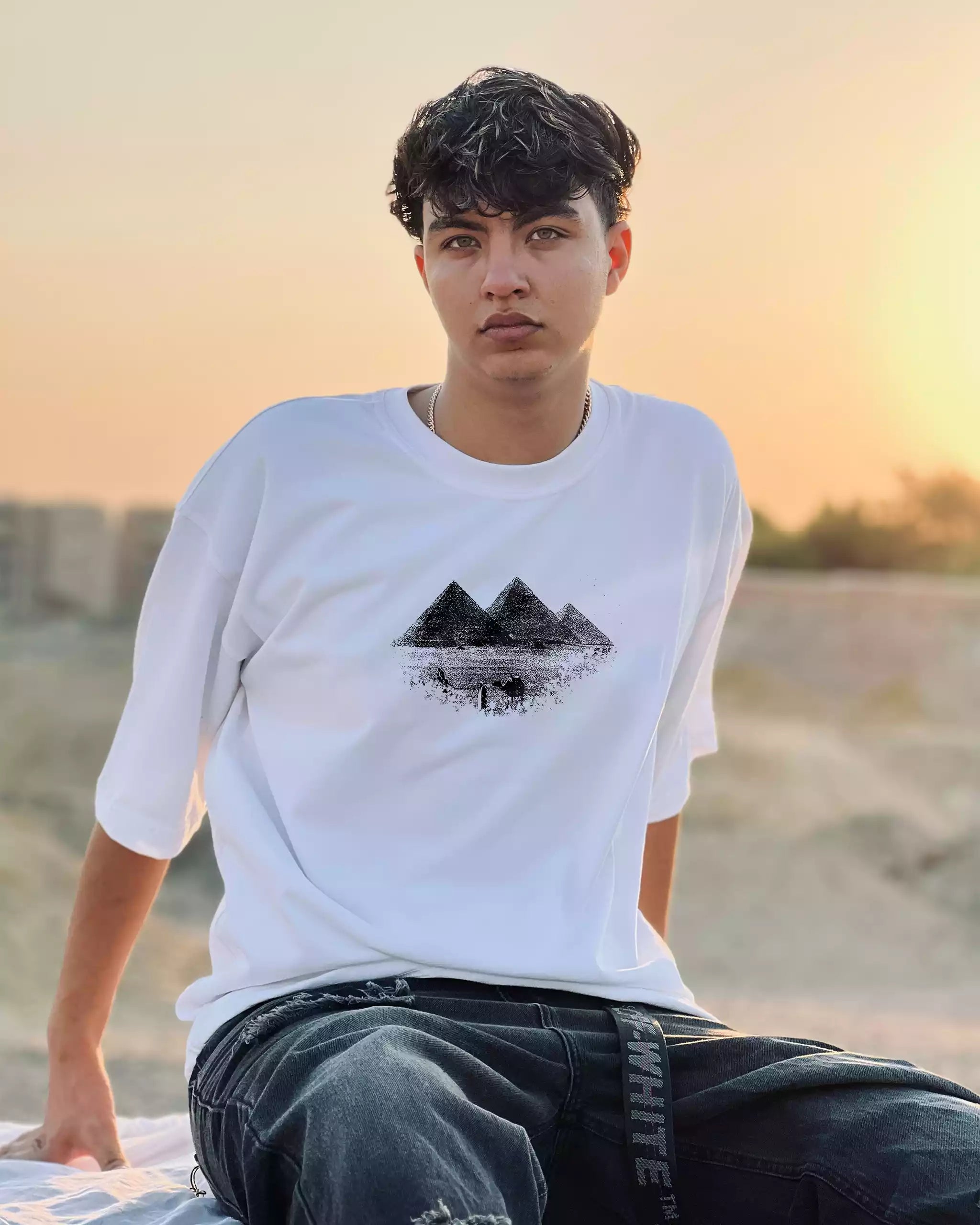 Oversized T-Shirt Weiß – Egypt Style | Arabian Vibes